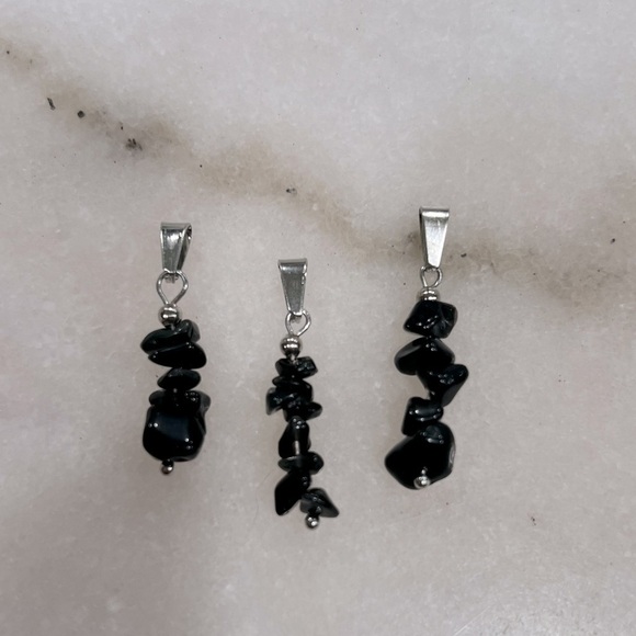 Stack Stone Gemstone Crystal Chip Pendant - Picture 3 of 7